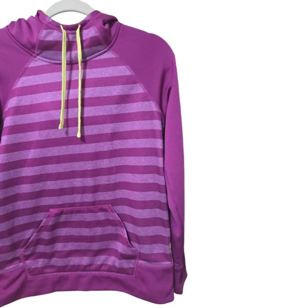 Reebok pull over